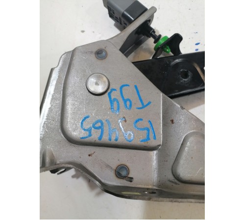 Педаль тормоза