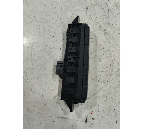 Блок кнопок многофункциональных центральной консоли