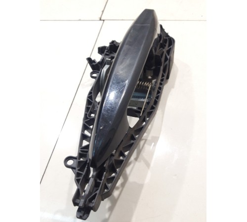 Ручка двери (задняя, правая, внешняя)