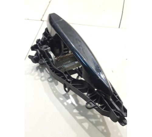 Ручка двери (задняя, правая, внешняя)