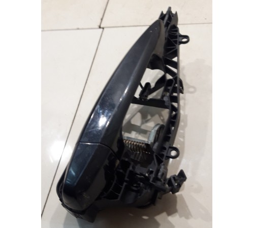 Ручка двери (задняя, правая, внешняя)