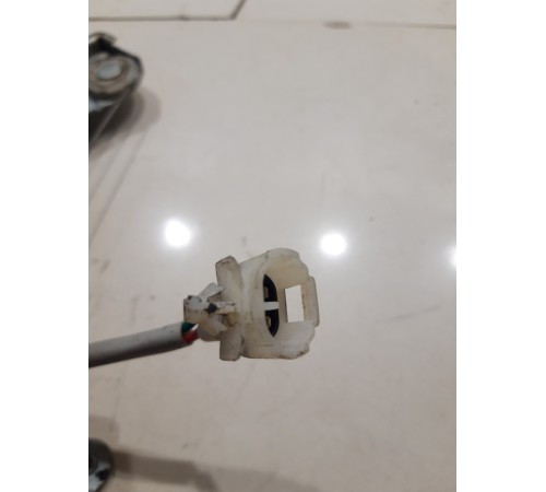 Стеклоподъемник (задний левый)