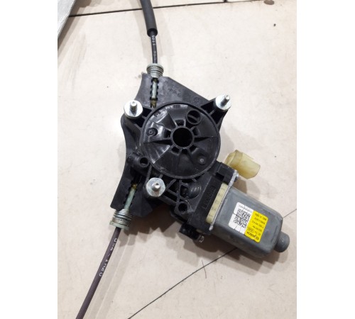 Стеклоподъемник (передний правый)