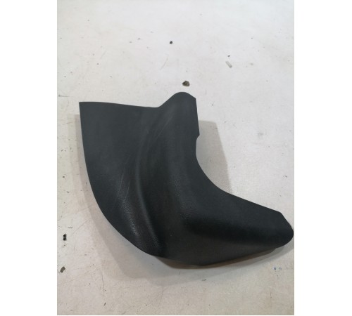 Обшивка багажника левая