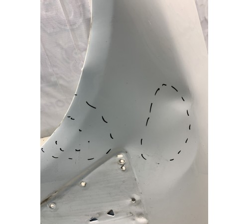 Крыло переднее левое