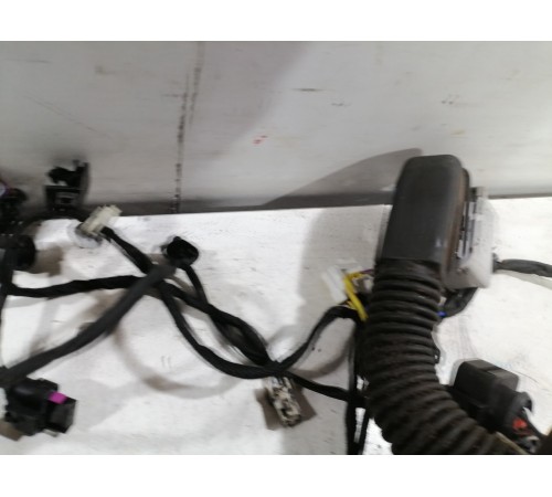 Электропроводка двери передняя правая