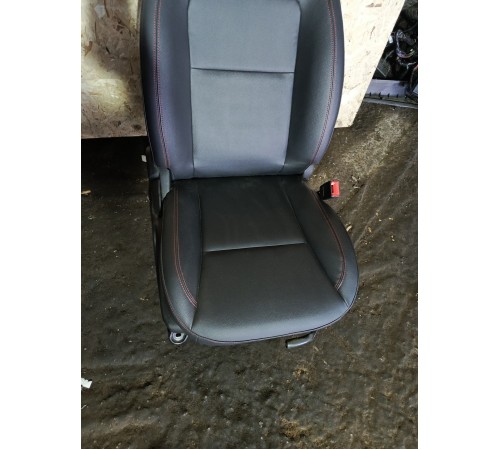 Сиденье переднее правое