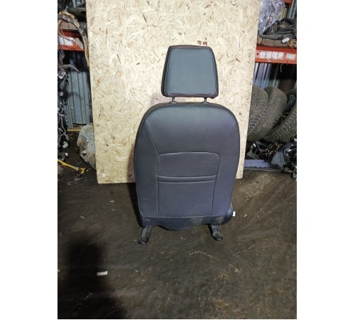 Сиденье переднее правое