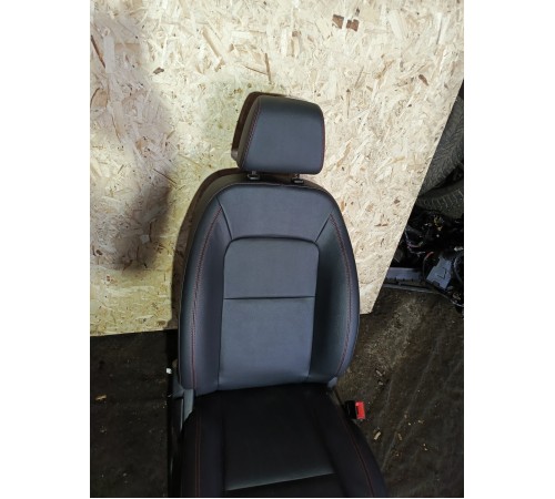 Сиденье переднее правое