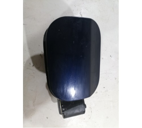 Лючок бензобака с крышкой