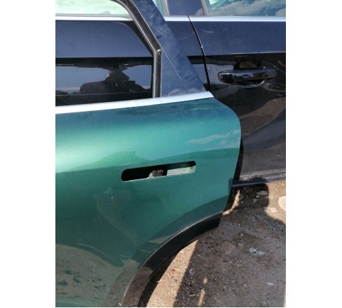 Дверь задняя левая