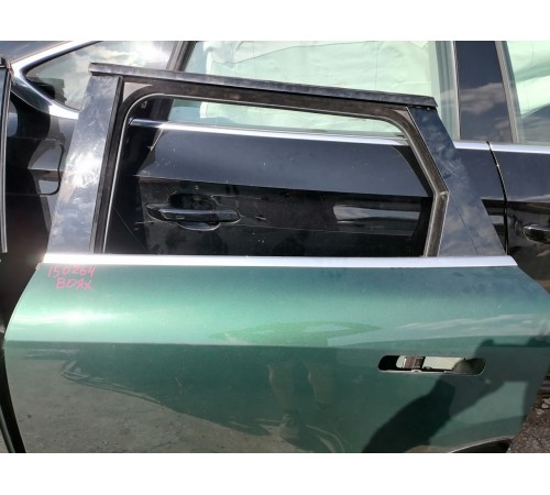 Дверь задняя левая