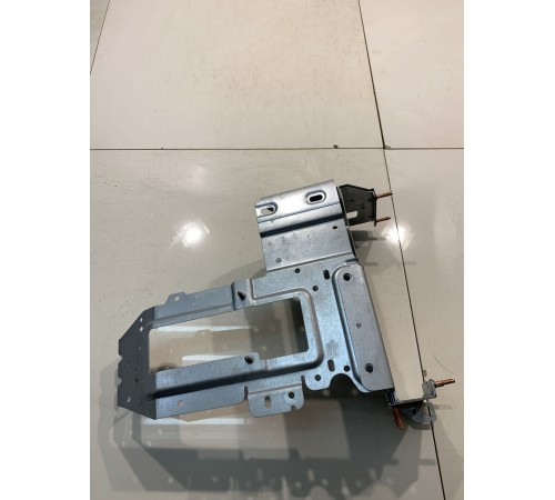 Кронштейн блоков багажника (левый)