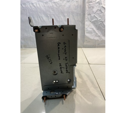 Кронштейн блоков багажника (левый)