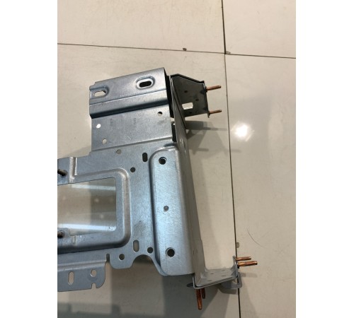 Кронштейн блоков багажника (левый)