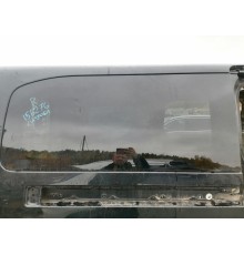 Глухое стекло заднее правое