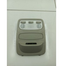 Плафон внутреннего освещения передний