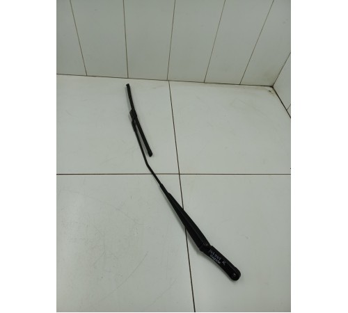 Поводок стеклоочистителя правый