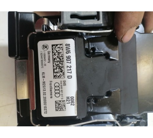 Камера вспомогательных систем передняя