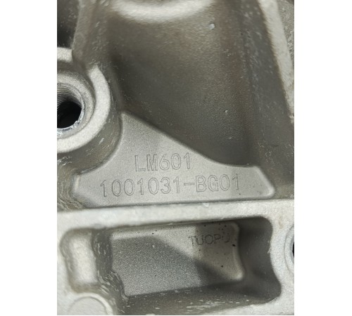 Кронштейн двигателя