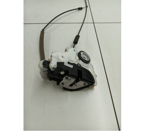 Замок двери передний правый