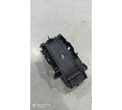 Накладка (кронштейн) салона