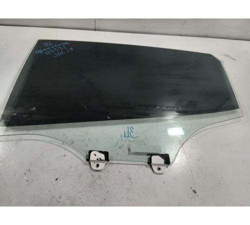 Стекло двери заднее левое