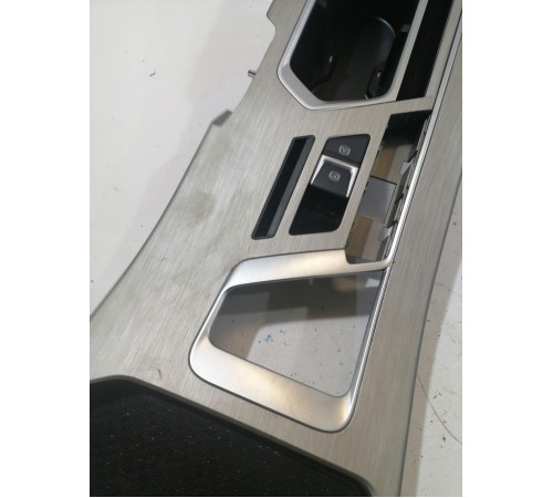 Накладка центральной консоли