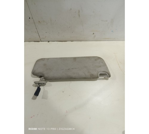 Козырек солнцезащитный левый с подсветкой