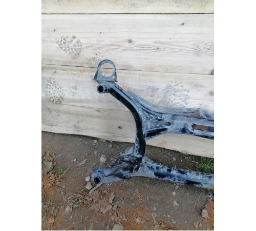 Балка (подрамник) задняя