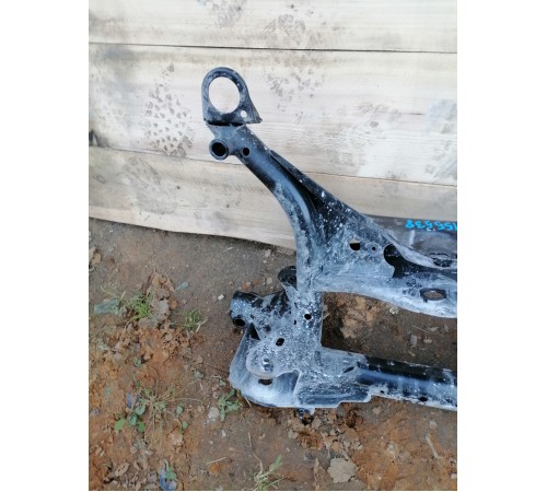 Балка (подрамник) задняя