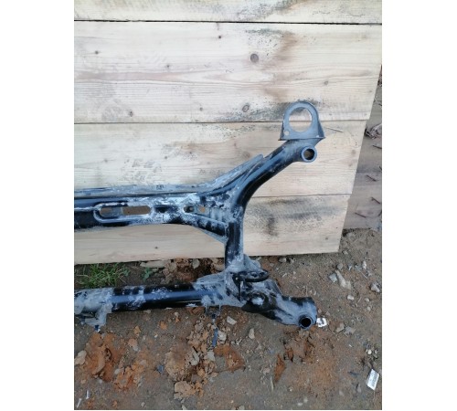 Балка (подрамник) задняя