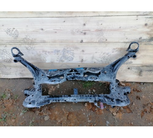 Балка (подрамник) задняя