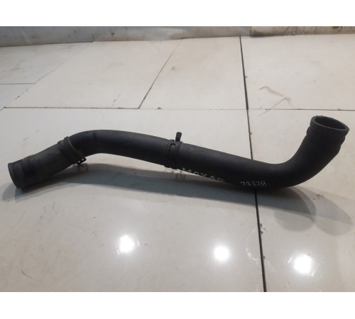 Патрубок системы охлаждения