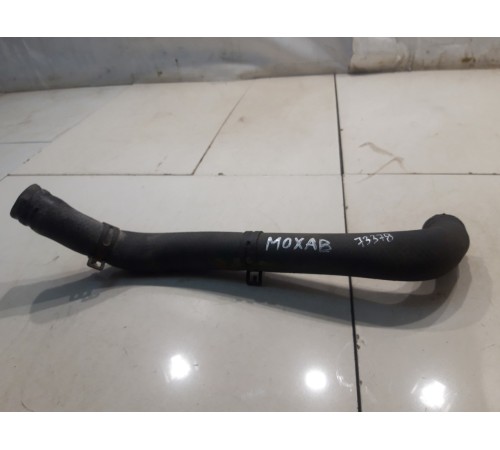 Патрубок системы охлаждения