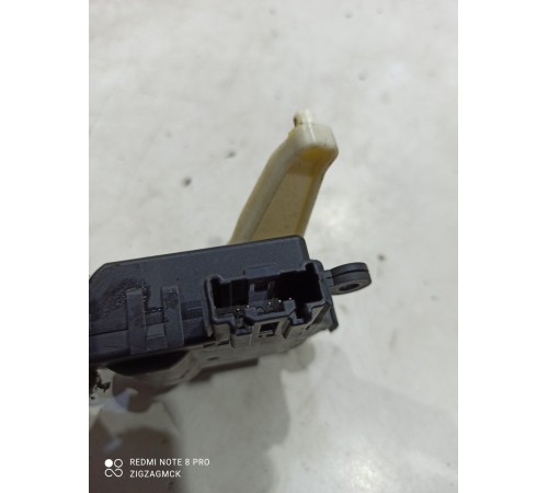 Моторчик привода заслонок отопителя