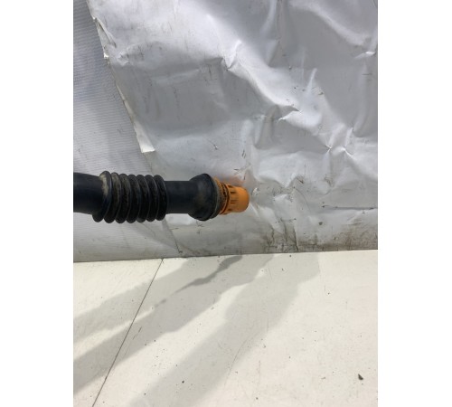 Горловина топливного бака