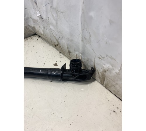 Горловина топливного бака