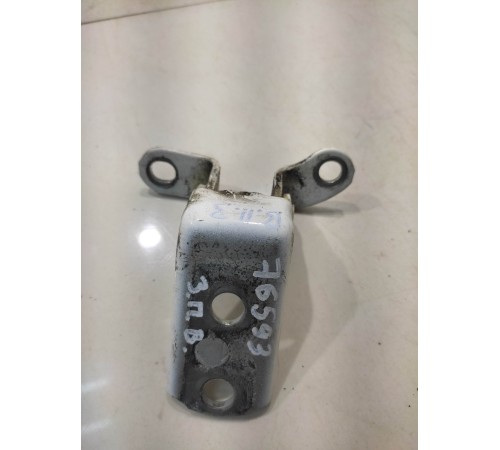 Петля двери (задняя, правая, верхняя)