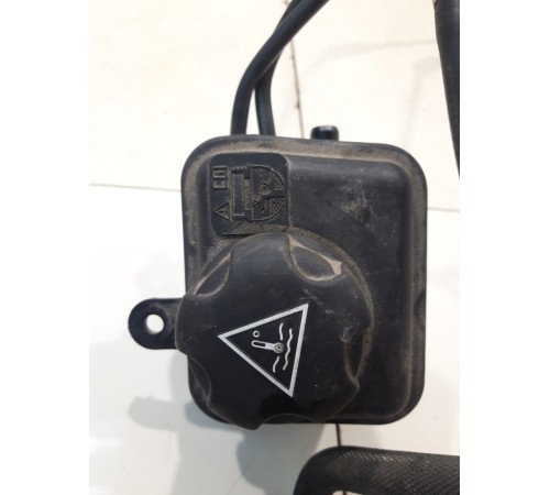 Бачок расширительный