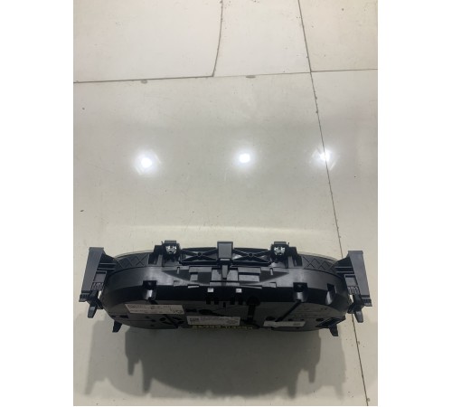 Панель приборов