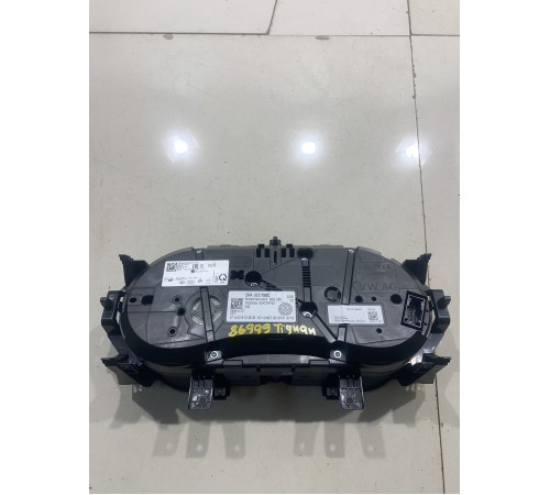 Панель приборов