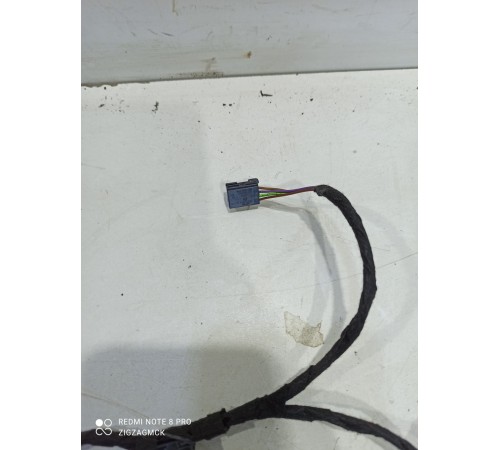 Электропроводка обшивки двери (передняя левая)