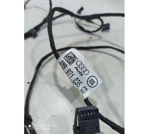 Электропроводка обшивки двери (передняя левая)