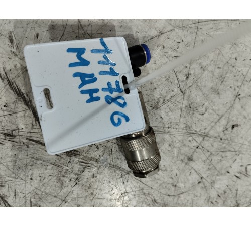 Фитинг переходник трубок Т-образный