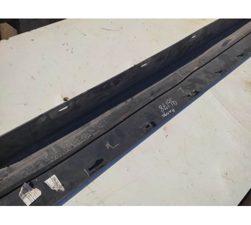 Накладка порога наружная левая