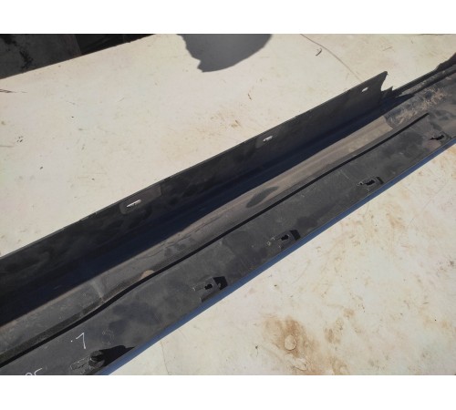 Накладка порога наружная левая