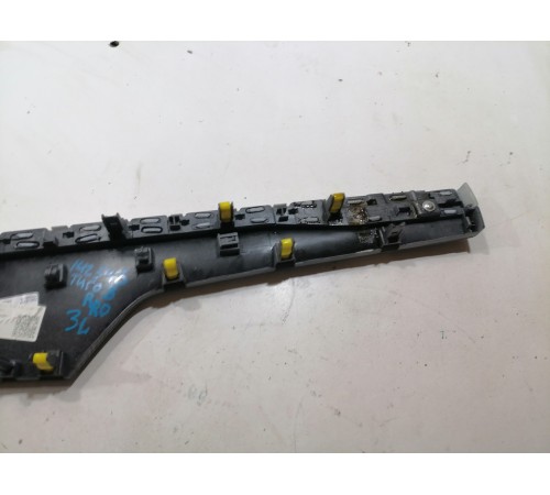 Декоративная накладка двери задняя левая