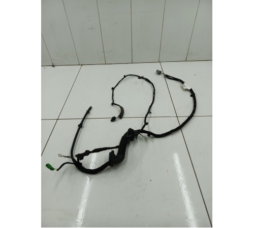 Электропроводка двери крышки багажника