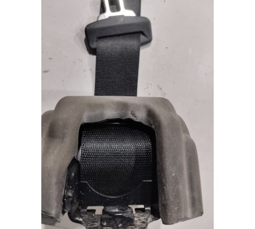 Ремень безопасности задний